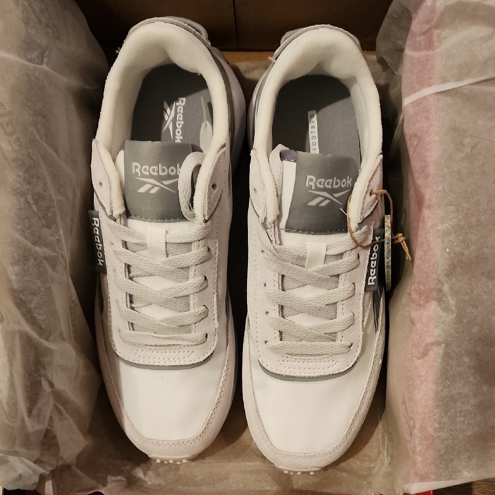 Reebok Forte White and Gray Sneakers - Picture 3 of 5